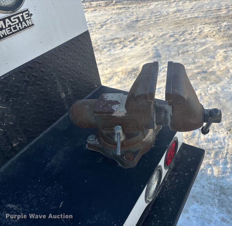 image for item FG1535 2017 Ford F550 utility / service truck