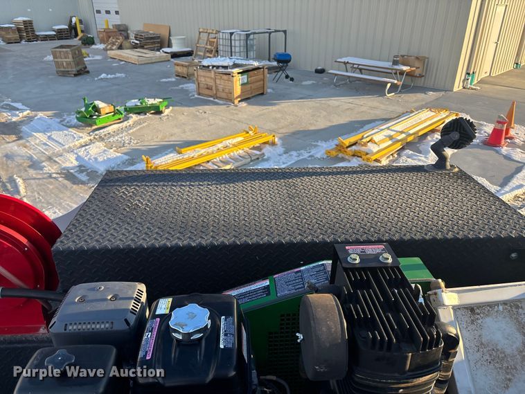 image for item FG1535 2017 Ford F550 utility / service truck