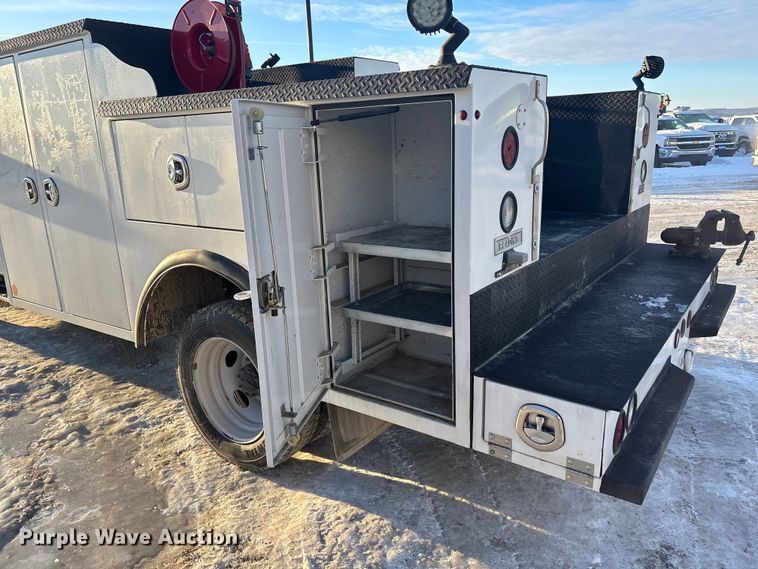 image for item FG1535 2017 Ford F550 utility / service truck