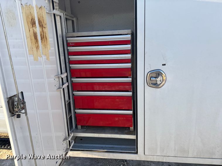 image for item FG1535 2017 Ford F550 utility / service truck