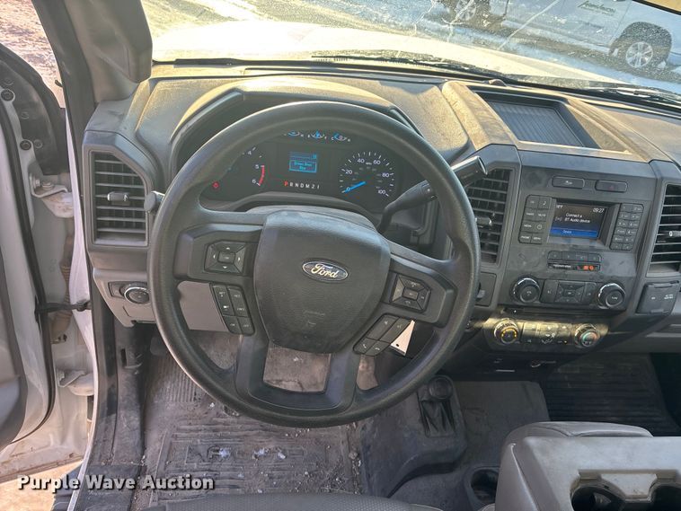 image for item FG1535 2017 Ford F550 utility / service truck