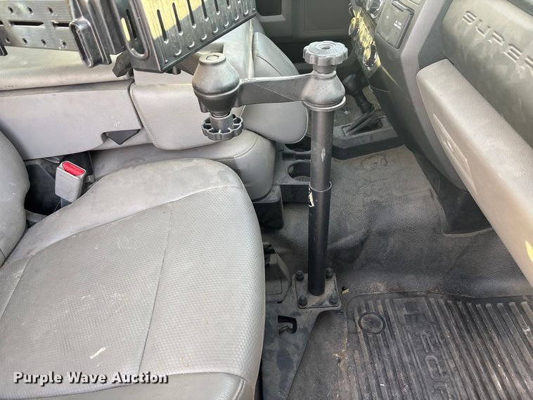 image for item FG1535 2017 Ford F550 utility / service truck