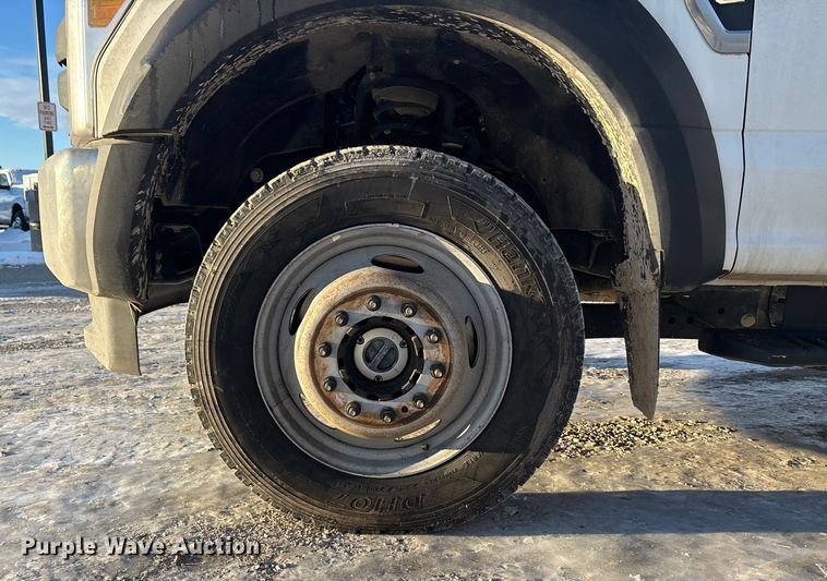 image for item FG1535 2017 Ford F550 utility / service truck