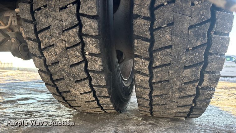 image for item FG1535 2017 Ford F550 utility / service truck