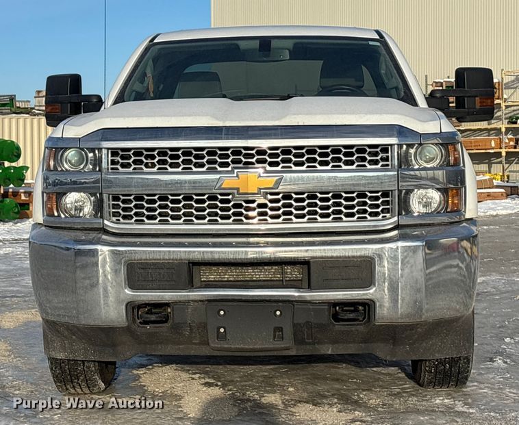 image for item FG1536 2019 Chevrolet Silverado 2500HD Ext. Cab pickup truck