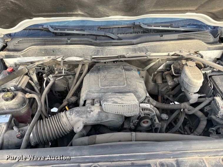 image for item FG1536 2019 Chevrolet Silverado 2500HD Ext. Cab pickup truck