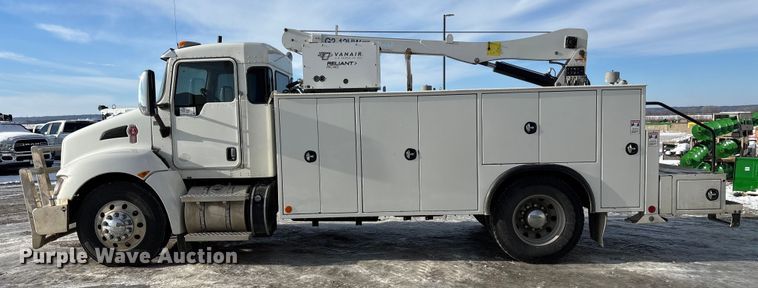 image for item FG1540 2018 Kenworth T370 utility / service truck