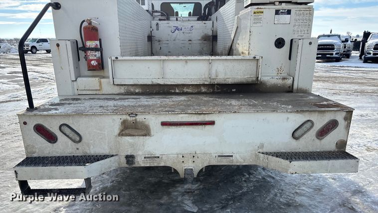 image for item FG1540 2018 Kenworth T370 utility / service truck