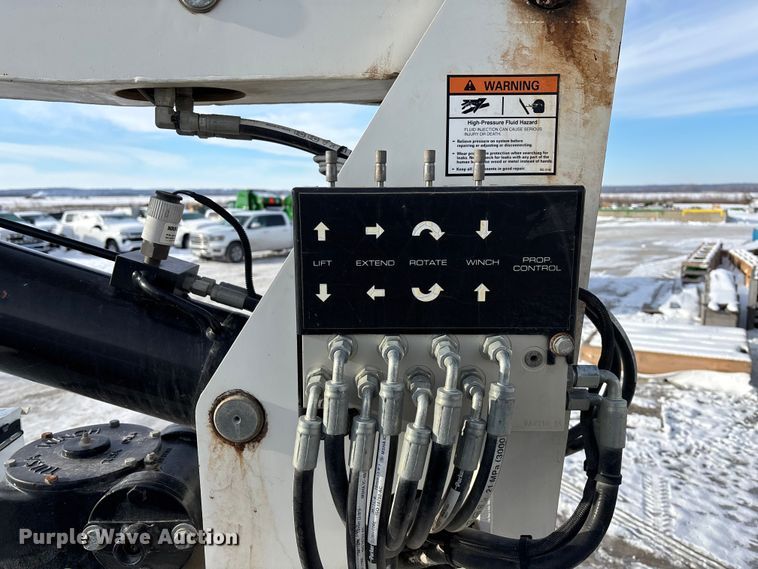 image for item FG1540 2018 Kenworth T370 utility / service truck