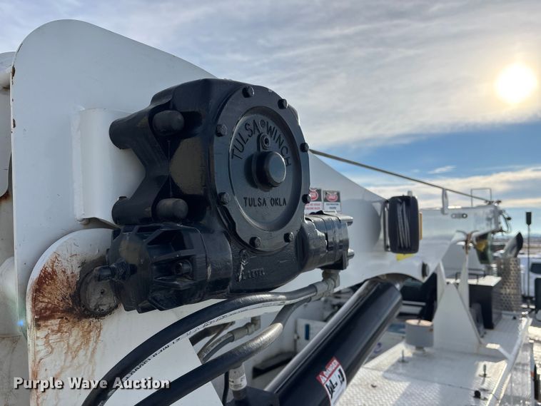 image for item FG1540 2018 Kenworth T370 utility / service truck