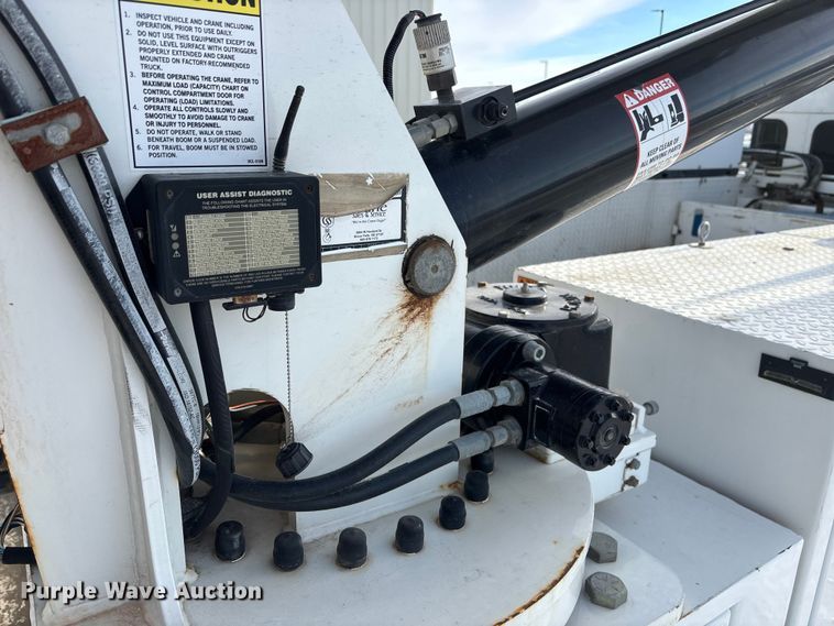 image for item FG1540 2018 Kenworth T370 utility / service truck