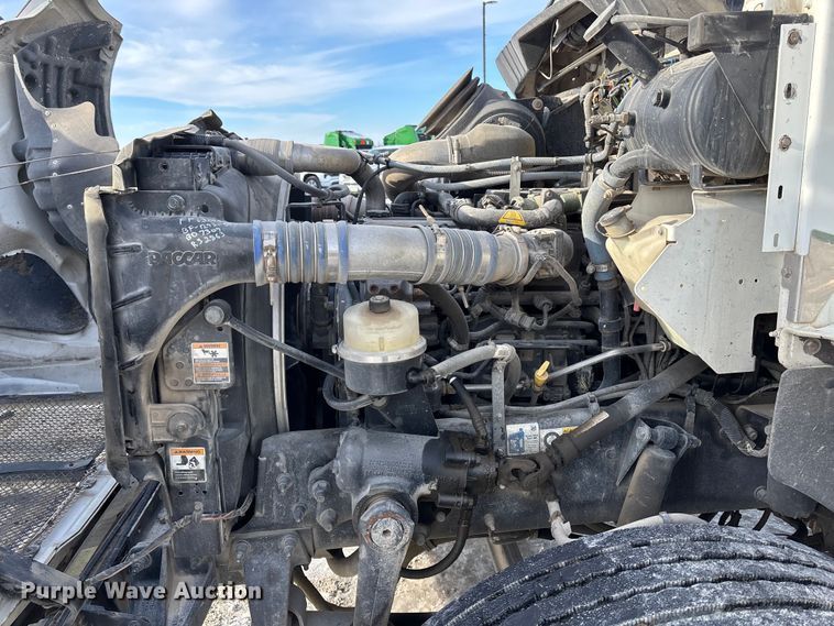 image for item FG1540 2018 Kenworth T370 utility / service truck