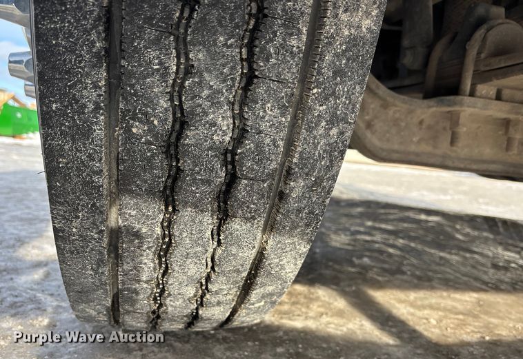 image for item FG1540 2018 Kenworth T370 utility / service truck