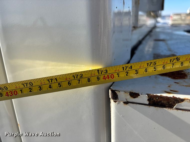 image for item FG1541 2019 Peterbilt 337 utility / service truck