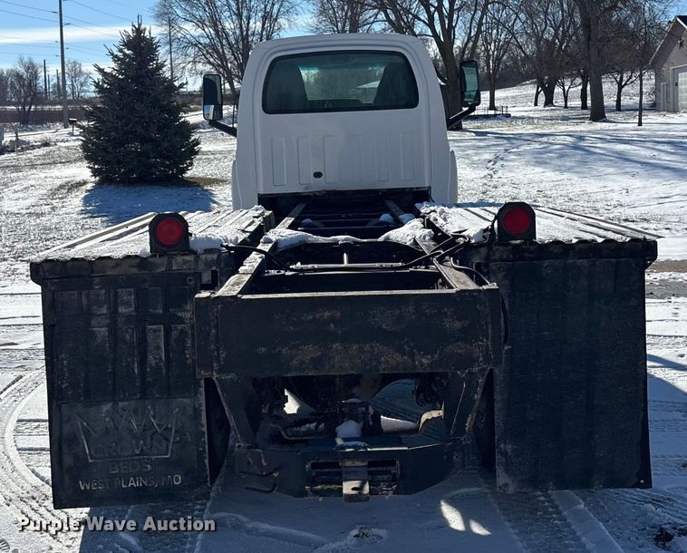 image for item FG1542 2006 Chevrolet C8500 truck cab and chassis