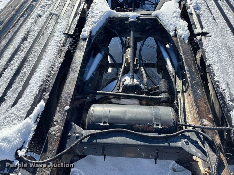 image for item FG1542 2006 Chevrolet C8500 truck cab and chassis