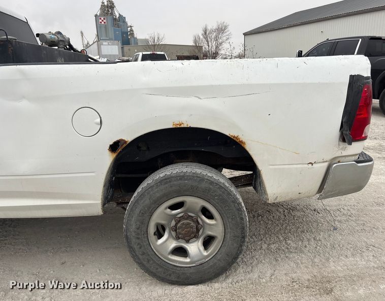 image for item FG1550 2011 Dodge Ram 2500 Crew Cab pickup truck