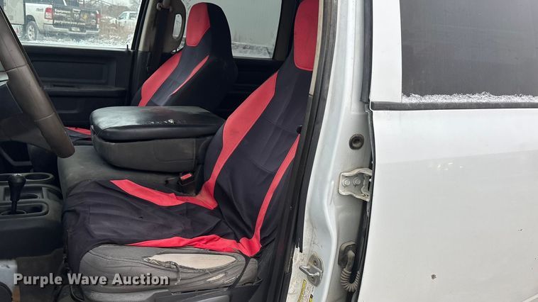 image for item FG1550 2011 Dodge Ram 2500 Crew Cab pickup truck