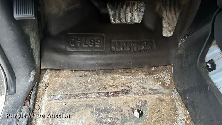 image for item FG1550 2011 Dodge Ram 2500 Crew Cab pickup truck