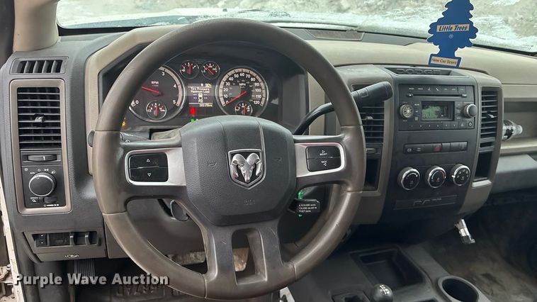 image for item FG1550 2011 Dodge Ram 2500 Crew Cab pickup truck