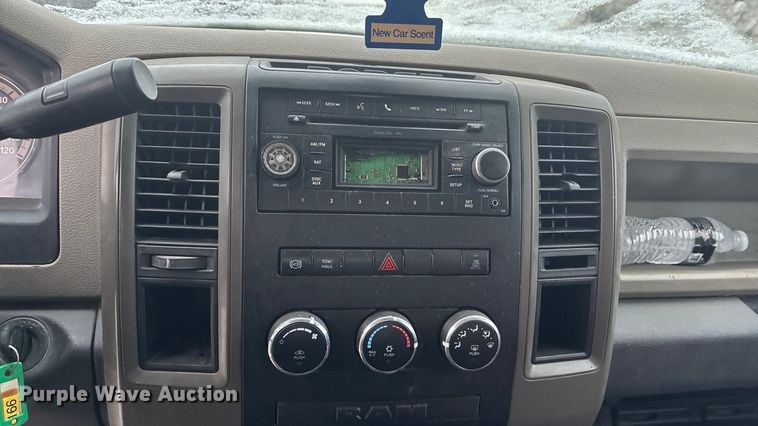 image for item FG1550 2011 Dodge Ram 2500 Crew Cab pickup truck