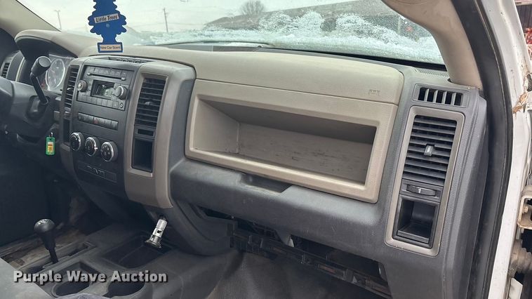 image for item FG1550 2011 Dodge Ram 2500 Crew Cab pickup truck