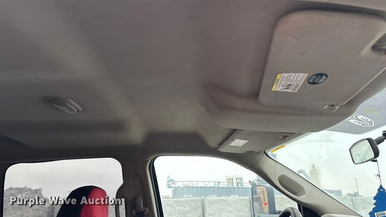 image for item FG1550 2011 Dodge Ram 2500 Crew Cab pickup truck
