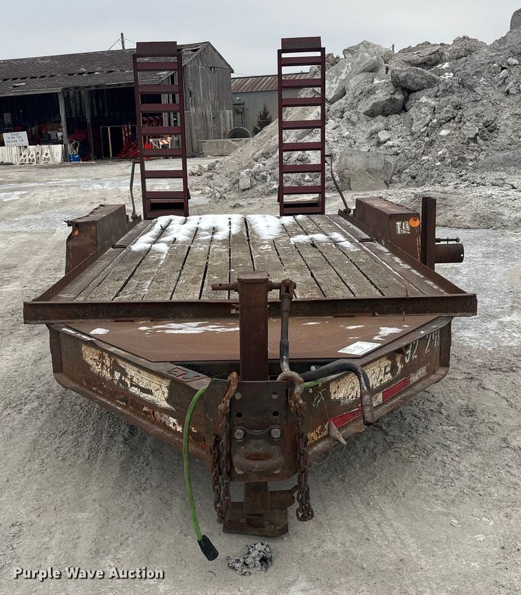 image for item FG1552 1998 Tow master equipment trailer