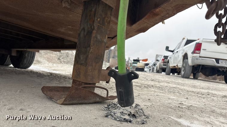 image for item FG1552 1998 Tow master equipment trailer