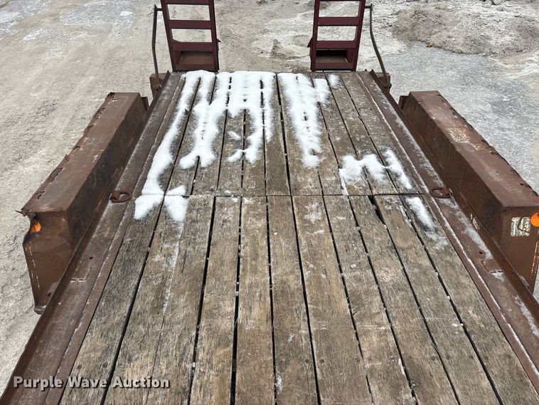 image for item FG1552 1998 Tow master equipment trailer