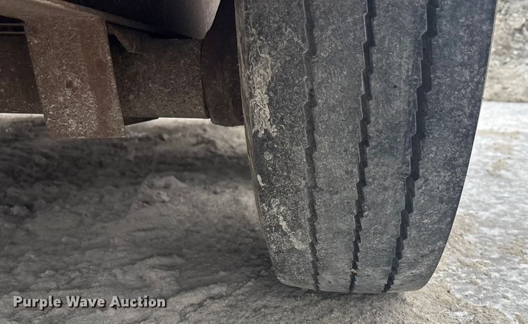 image for item FG1552 1998 Tow master equipment trailer