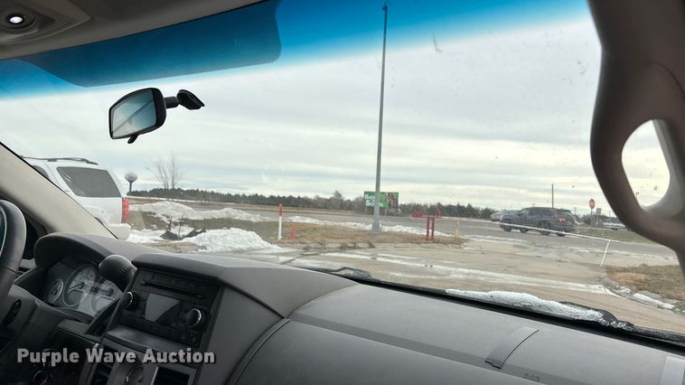 image for item FG1560 2010 Chrysler Town and Country Touring van