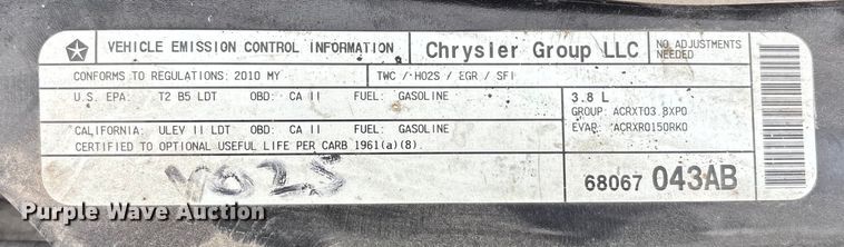 image for item FG1560 2010 Chrysler Town and Country Touring van