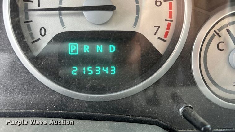 image for item FG1560 2010 Chrysler Town and Country Touring van