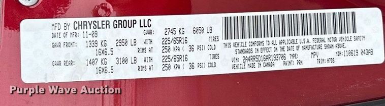 image for item FG1560 2010 Chrysler Town and Country Touring van