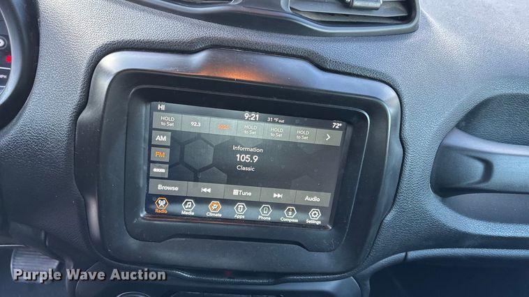 image for item FG1570 2021 Jeep Renegade SUV