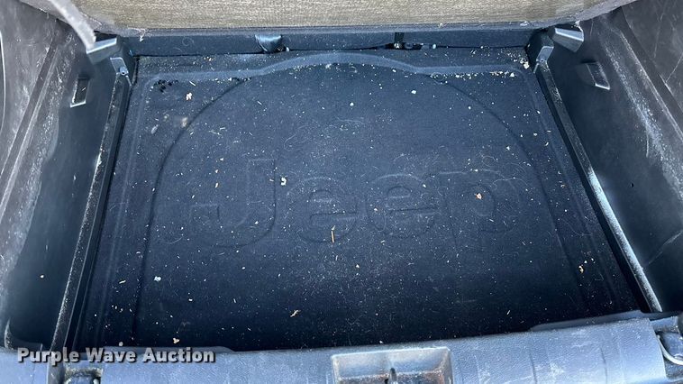 image for item FG1570 2021 Jeep Renegade SUV