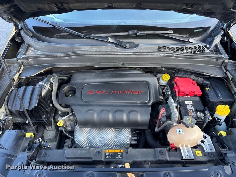 image for item FG1570 2021 Jeep Renegade SUV