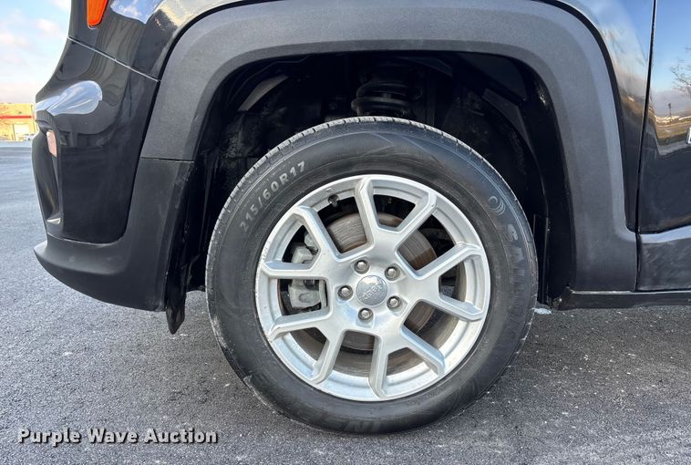 image for item FG1570 2021 Jeep Renegade SUV