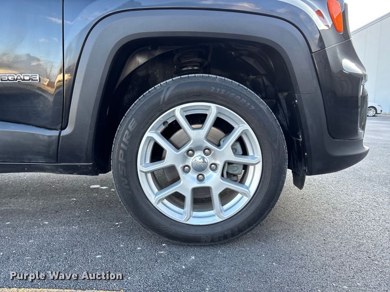 image for item FG1570 2021 Jeep Renegade SUV