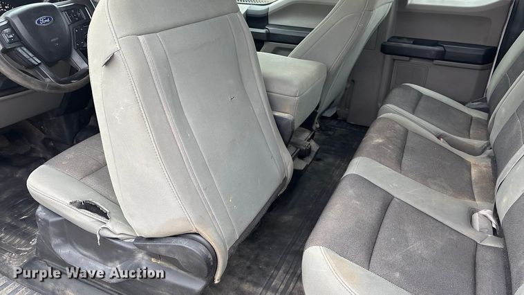 image for item FG1574 2019 Ford F150 SuperCab pickup truck