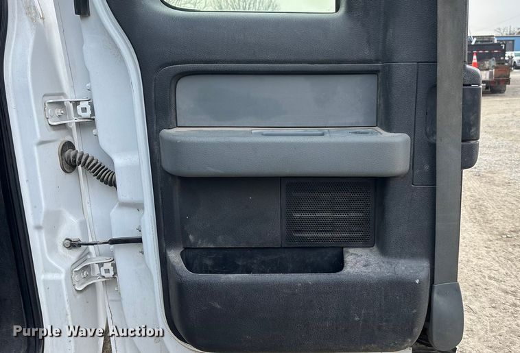 image for item FG1581 2012 Ford F150 pickup truck