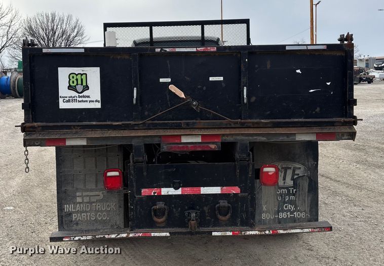 image for item FG1583 2007 Ford F650 Super Duty XL dump flatbed pickup truck