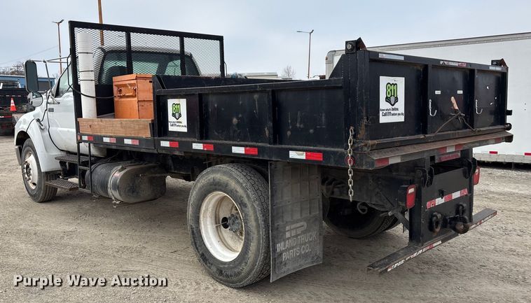 image for item FG1583 2007 Ford F650 Super Duty XL dump flatbed pickup truck
