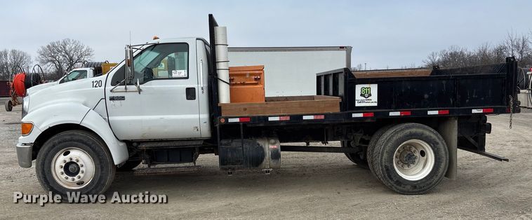 image for item FG1583 2007 Ford F650 Super Duty XL dump flatbed pickup truck