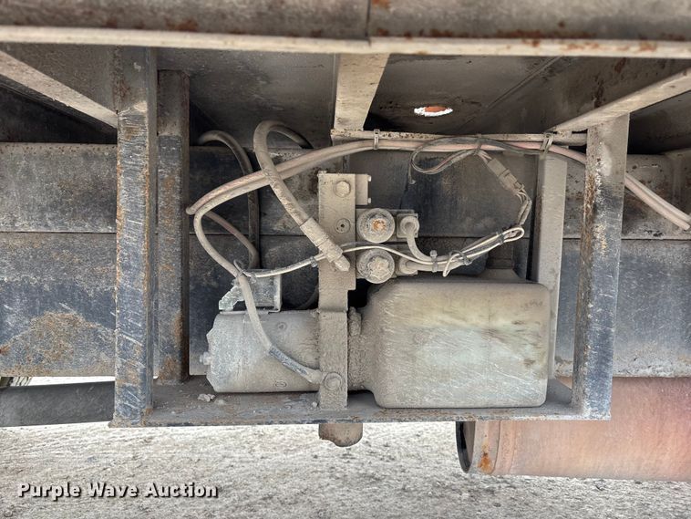 image for item FG1583 2007 Ford F650 Super Duty XL dump flatbed pickup truck