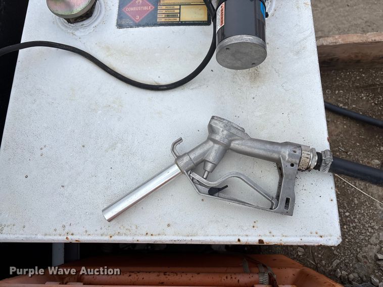 image for item FG1583 2007 Ford F650 Super Duty XL dump flatbed pickup truck