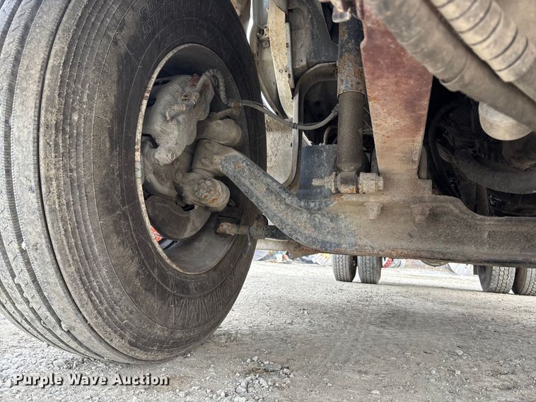 image for item FG1583 2007 Ford F650 Super Duty XL dump flatbed pickup truck