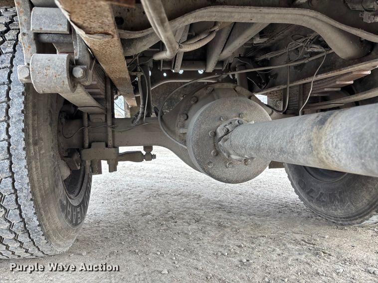 image for item FG1583 2007 Ford F650 Super Duty XL dump flatbed pickup truck