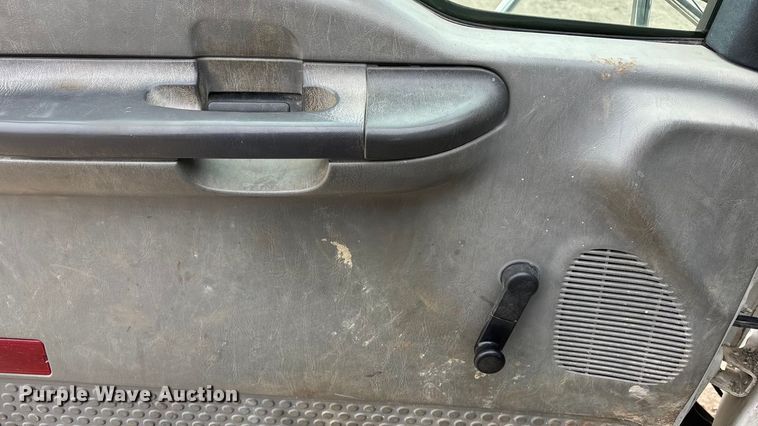 image for item FG1583 2007 Ford F650 Super Duty XL dump flatbed pickup truck